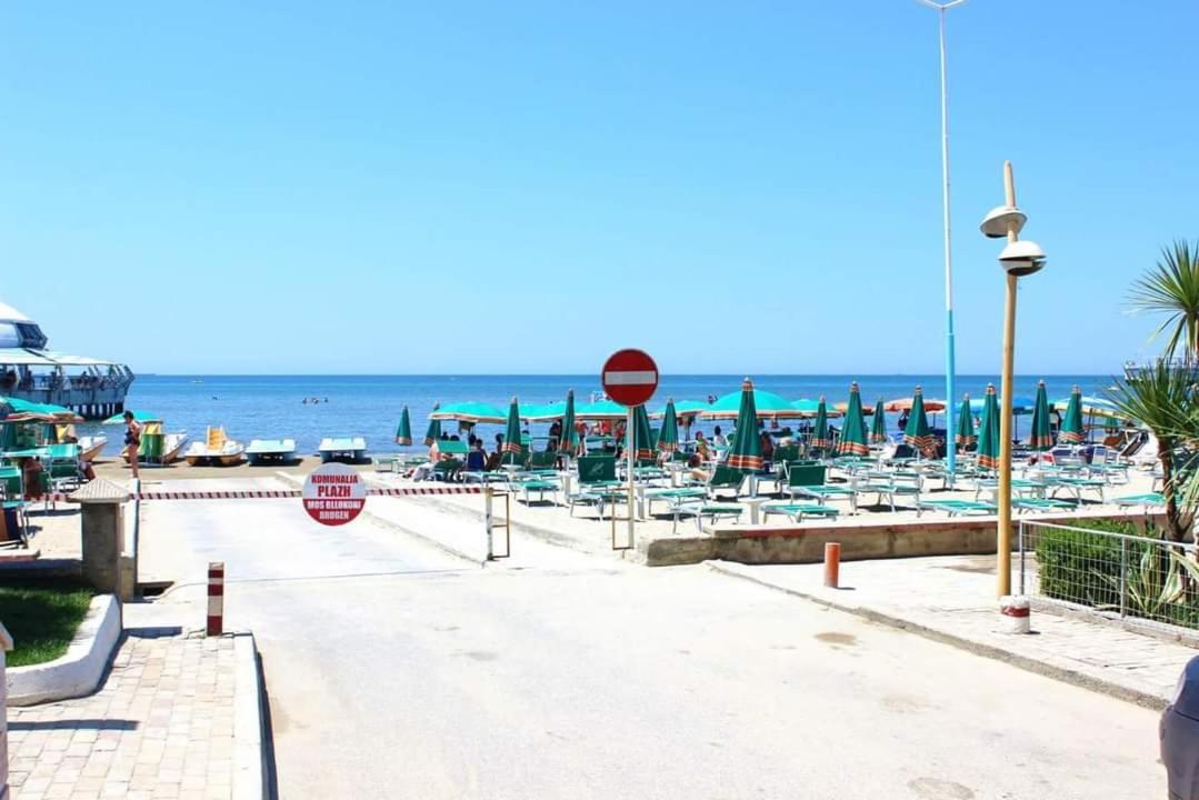 Vila Ivina Durrës Eksteriør bilde
